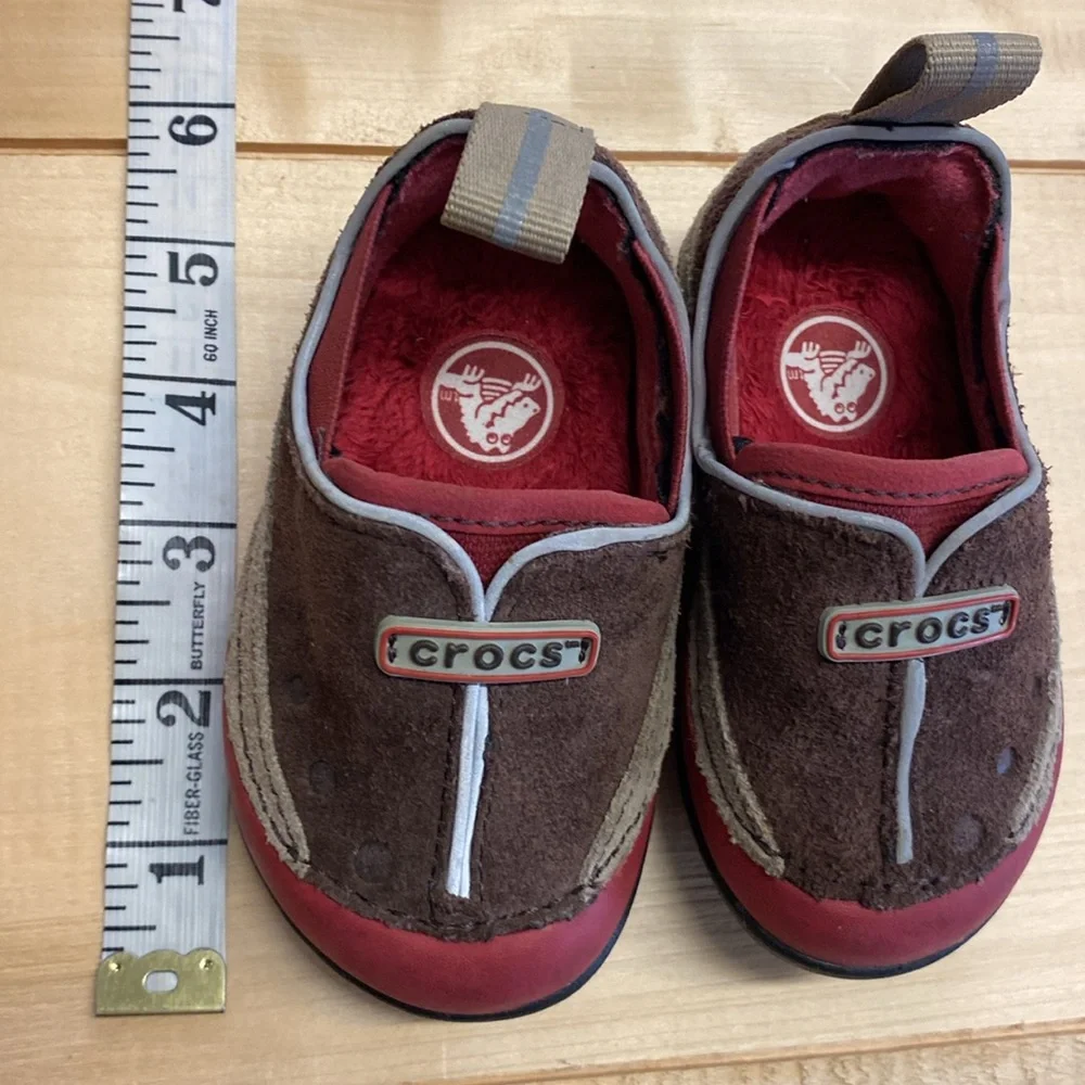 Crocs Kids Brown Red Suede Slip On Shoes Toddler Size 4‎